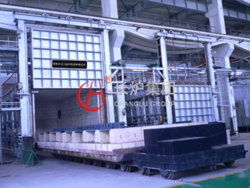 Big trolley type gas furnace